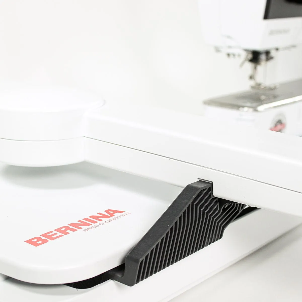 Bernina 790E Plus Sewing and Embroidery Machine