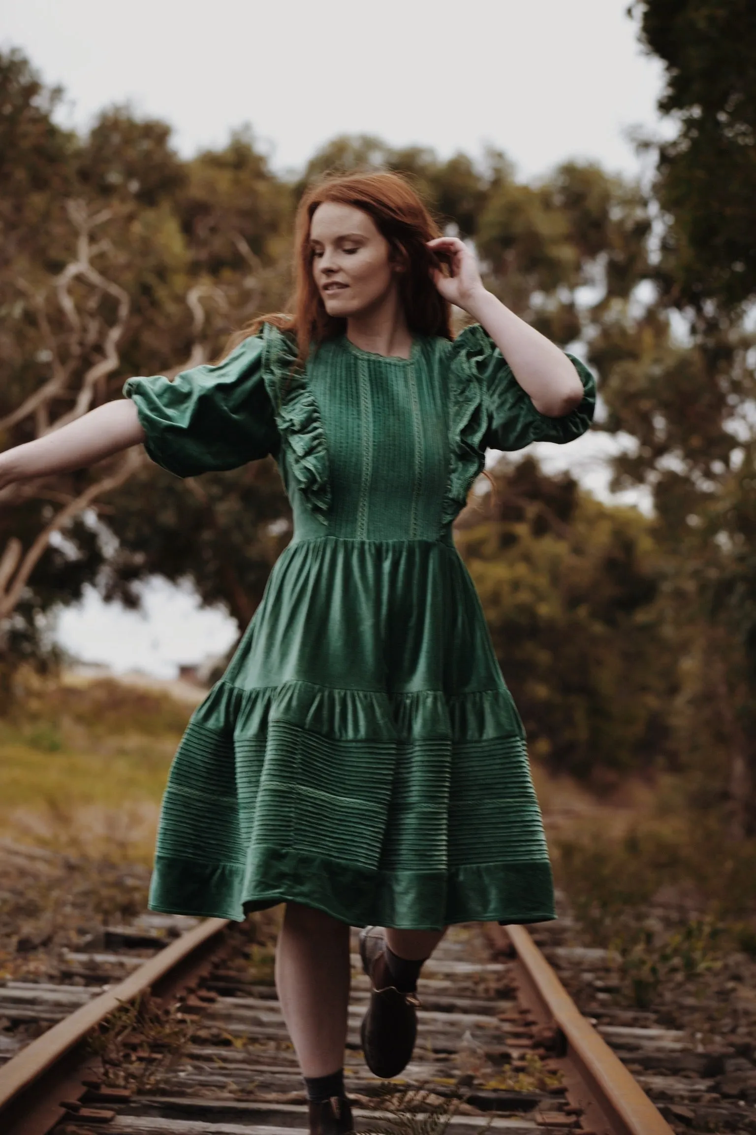 CLEMENTINE DRESS ANTIQUE GREEN VELVETEEN