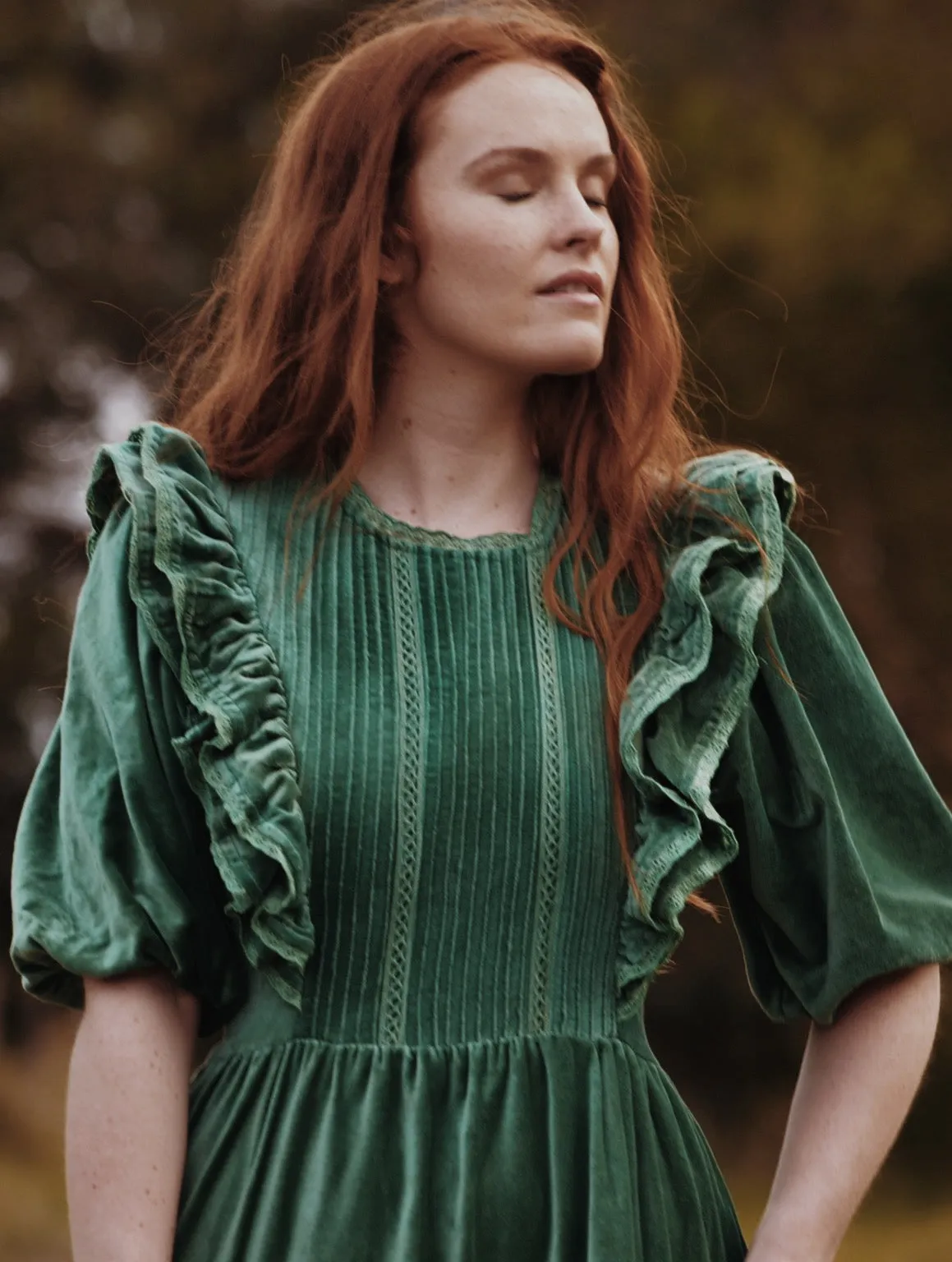 CLEMENTINE DRESS ANTIQUE GREEN VELVETEEN