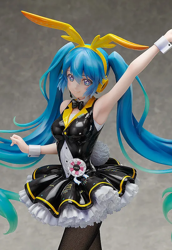 Hatsune Miku: My Dear Bunny Ver. 1/4 Scale Figure (Re-Run)