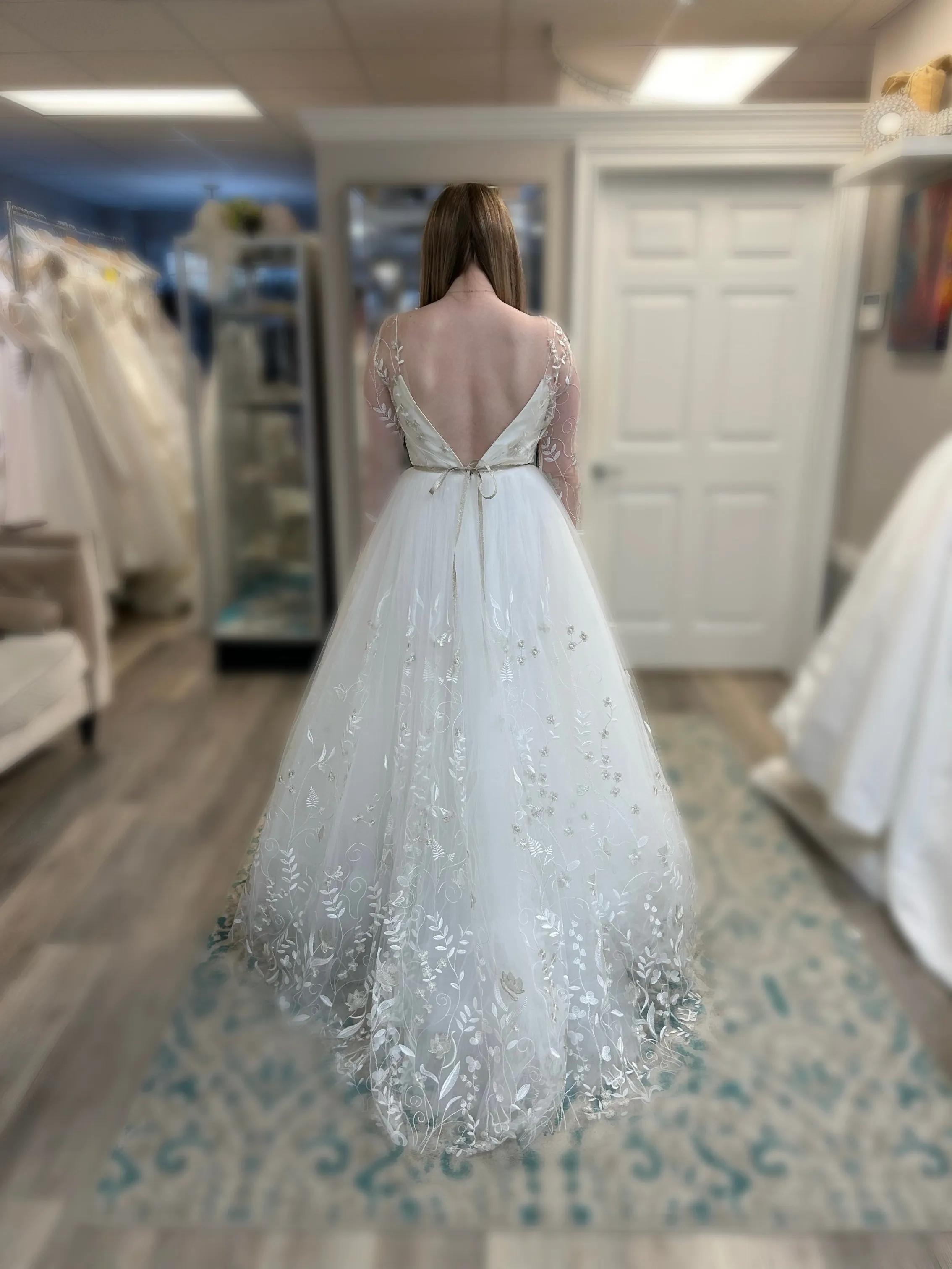 Lea Ann Belter 'Tabatha' Wedding Dress Sample