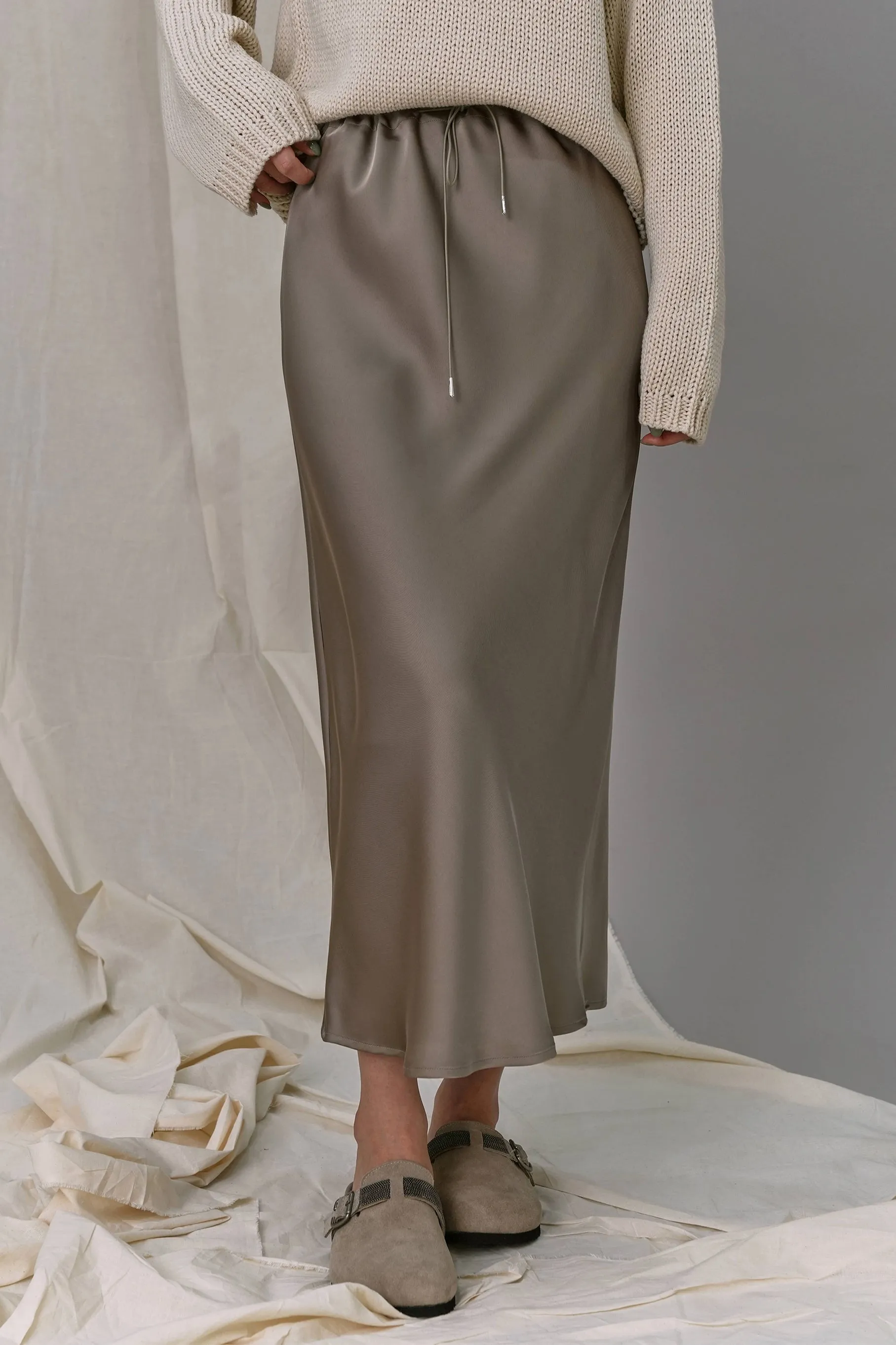 Muriel Satin Skirt, Mocha