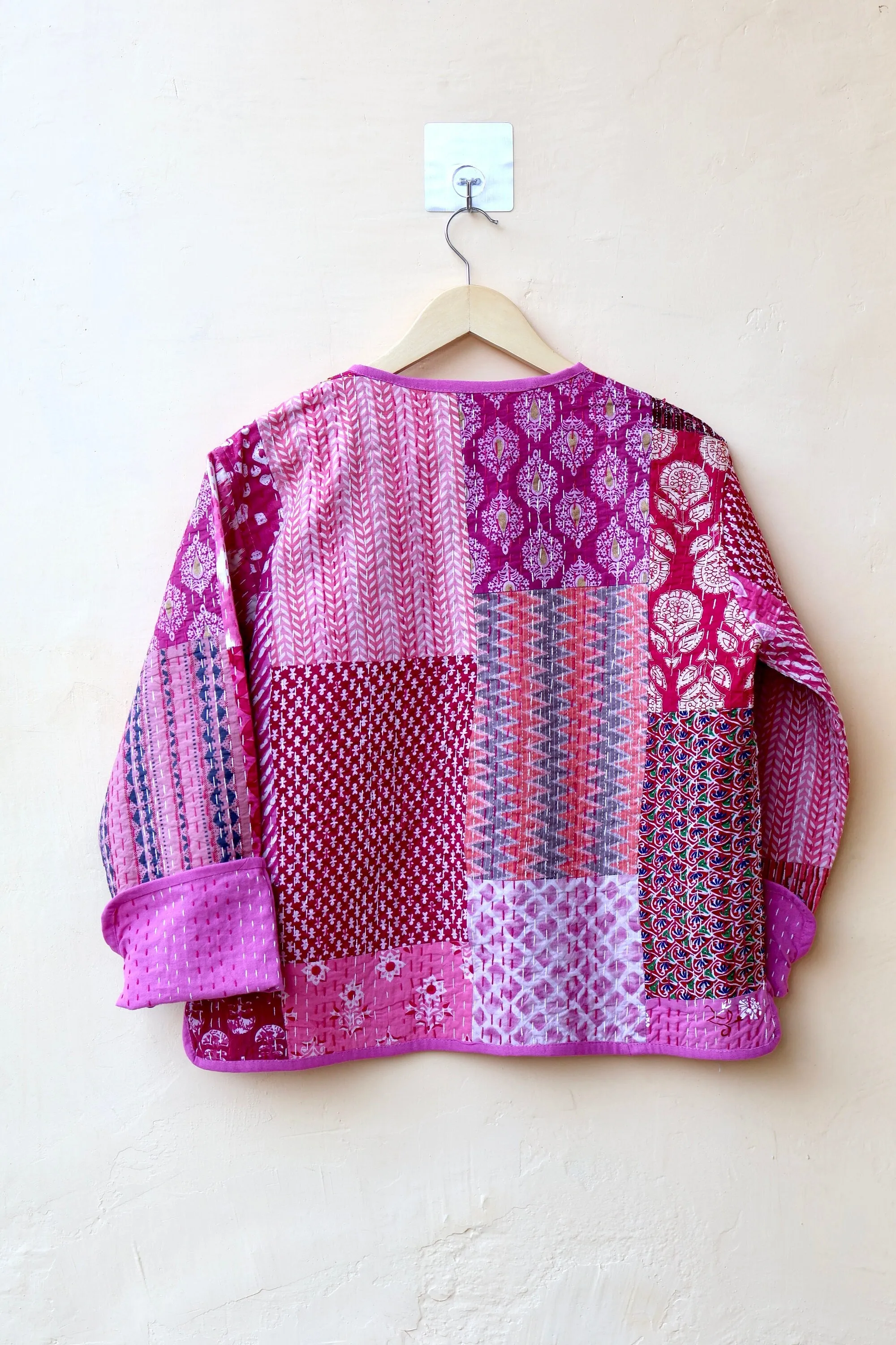 Pink Patchwork Kantha Quilted Jacket, Indian Handmade Stylish Patchwork Women's Coat, Winter Spring Reversible Kantha Jacket for Her