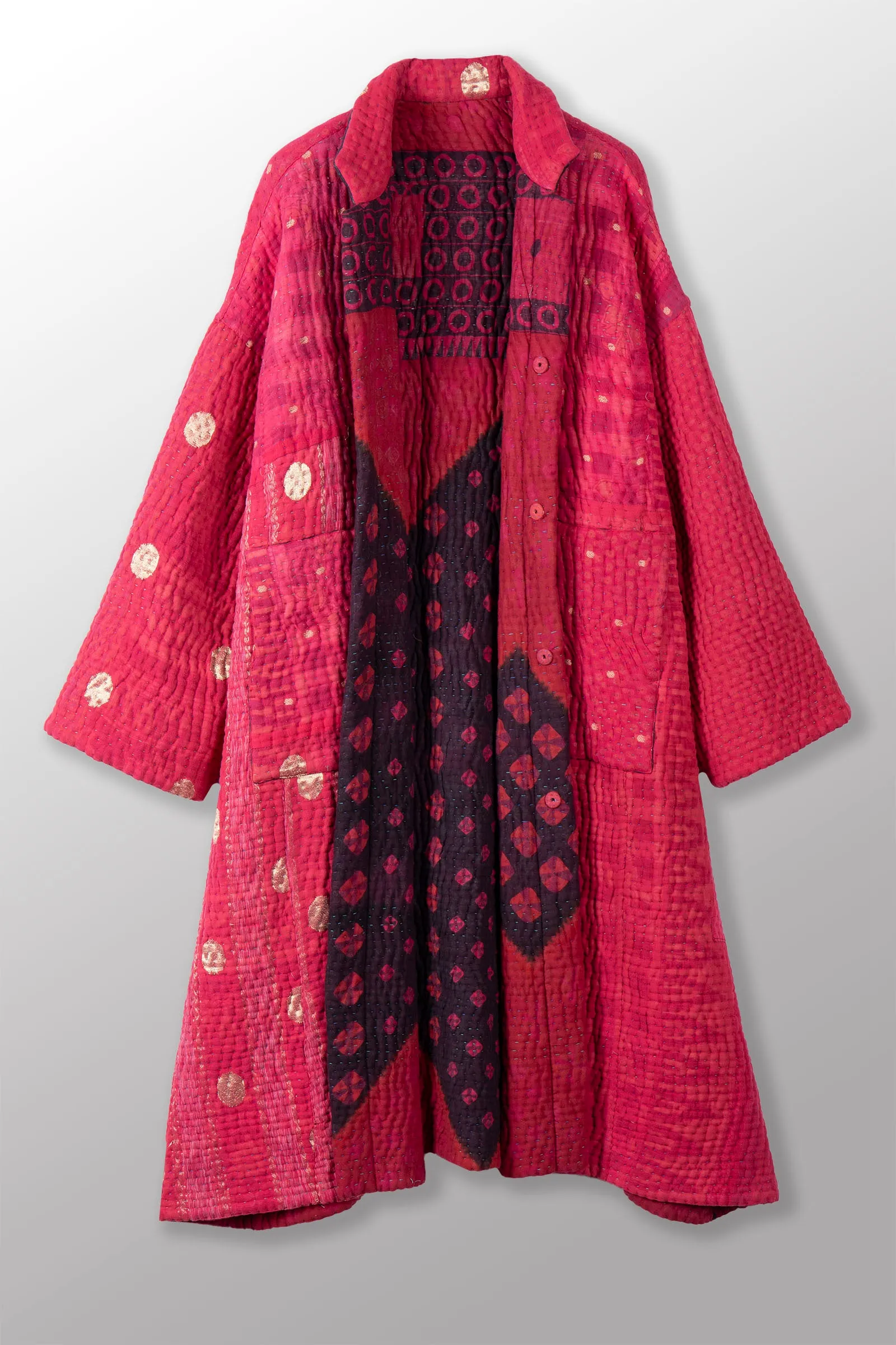 QUILTED OVER DYE COTTON KANTHA NEW OVERSIZED COAT - oq5342-cred002a -