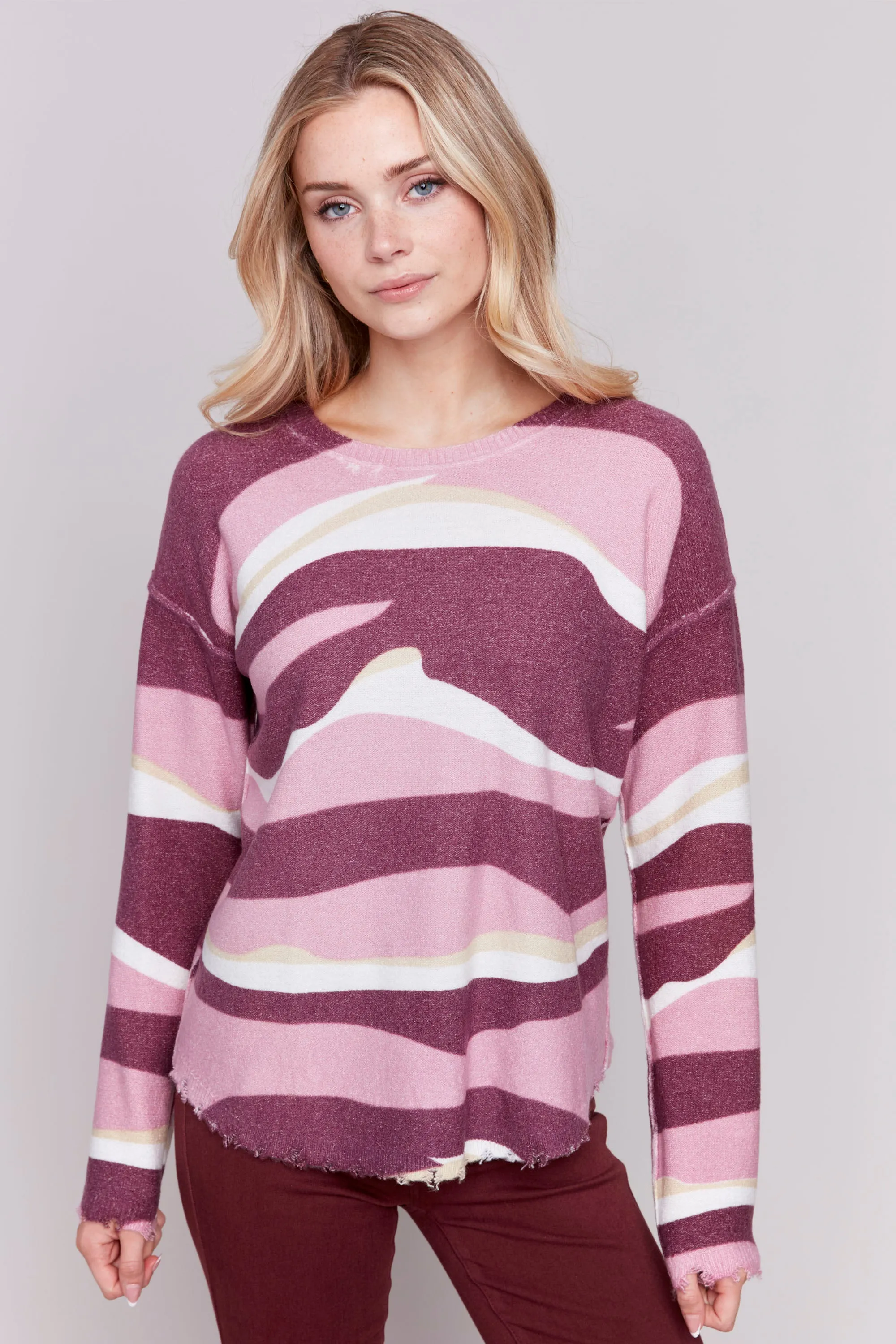 REVERSIBLE WAVY STRIPE TOP