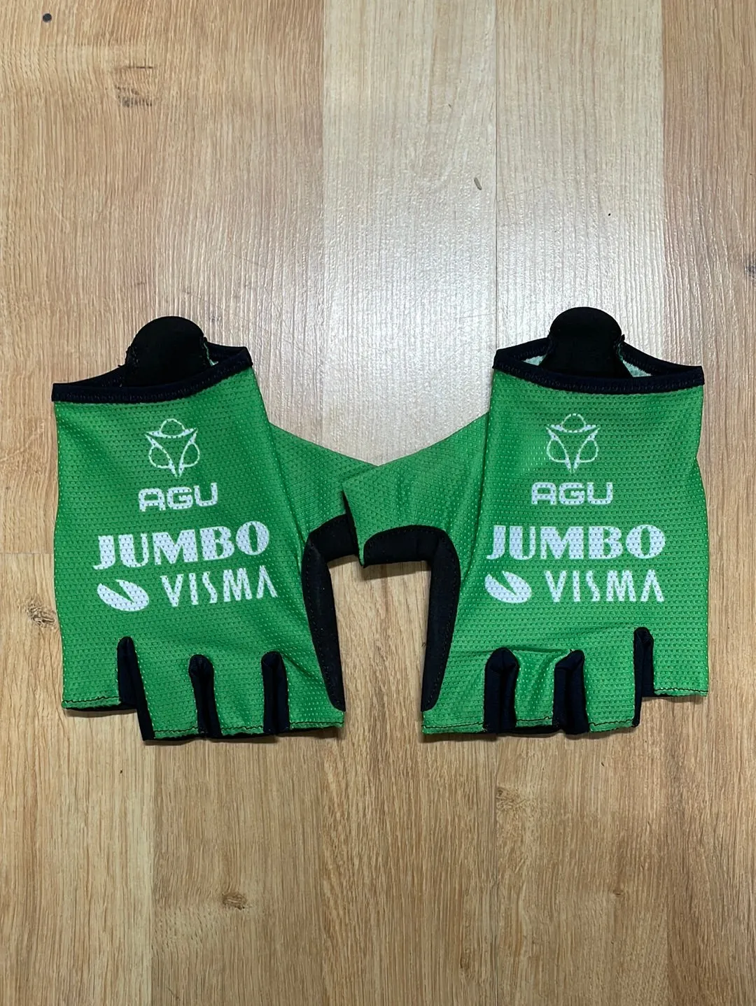 Team Jumbo Visma AGU Premium Aero Gloves Green TDF