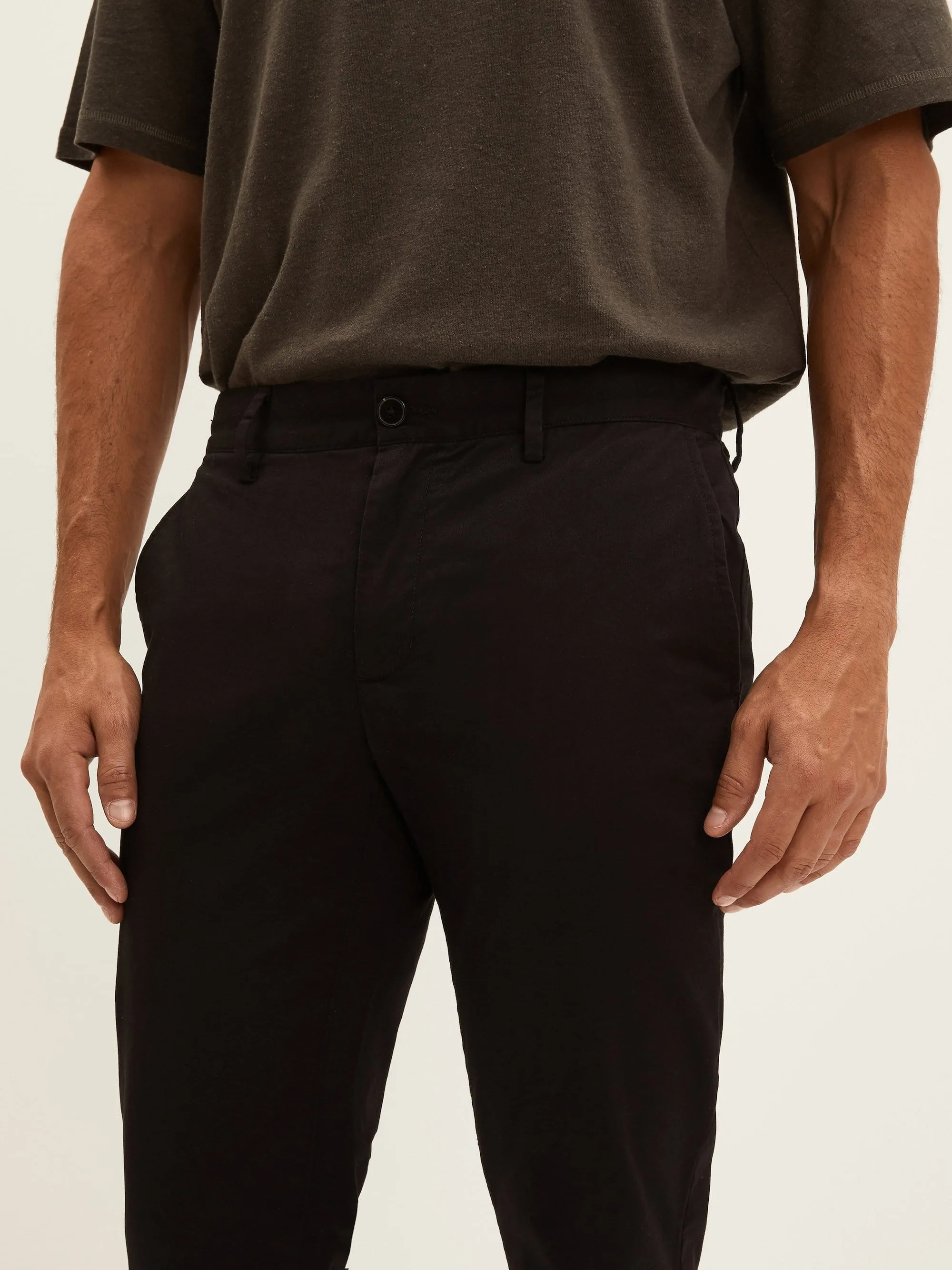 The Brunswick Slim Chino Pant in Black