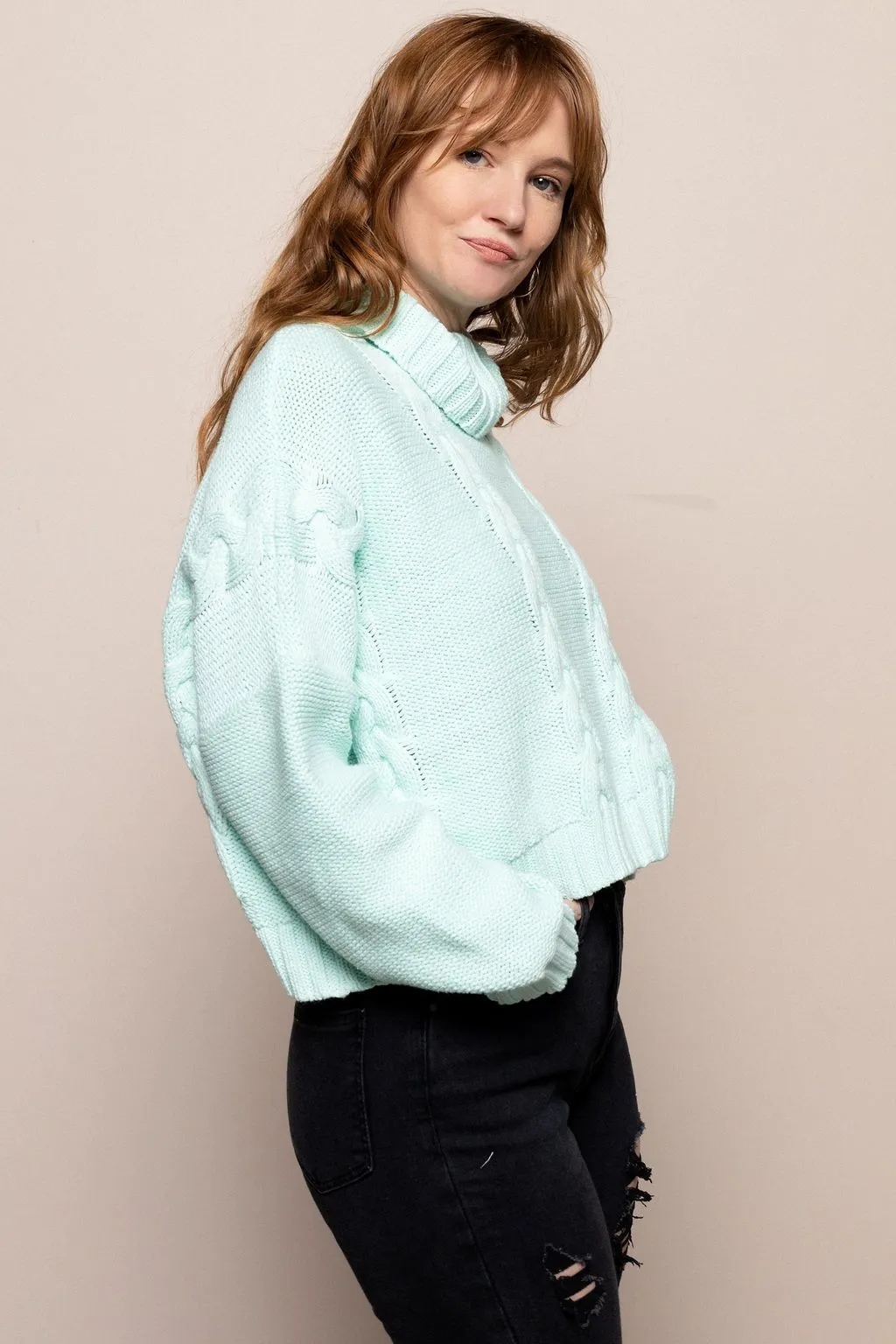 Yara Turtleneck in Mint